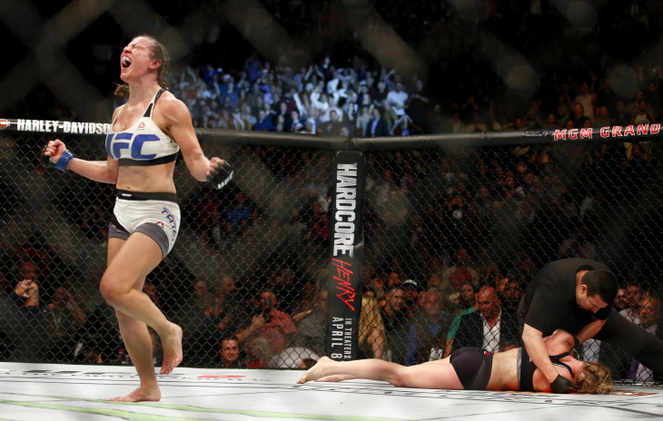 UFC 196 Mixed Martial Arts <YONHAP NO-0935> (AP)