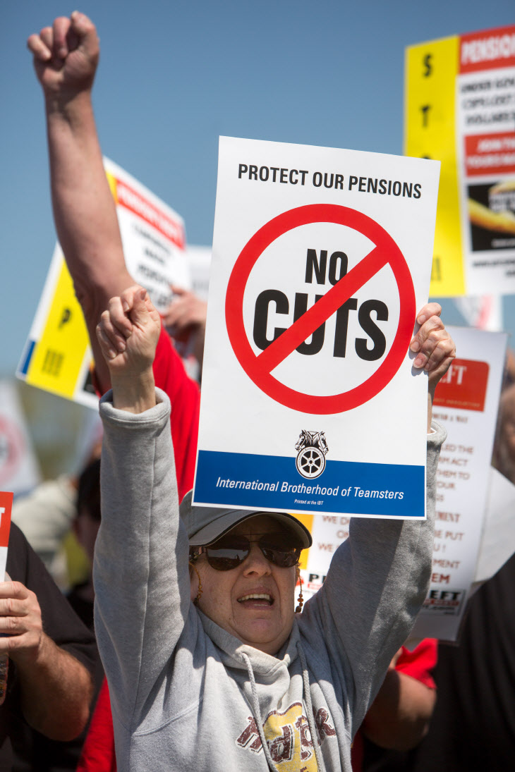 US-TEAMSTERS-HOLD-RALLY-AT-CAPITOL-PROTESTING-PENSION-CUTS