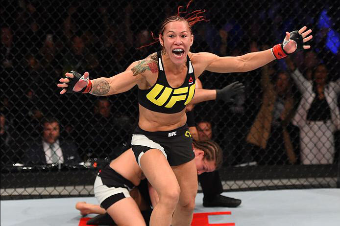 ufc198-10_Cyborg_Smith_007