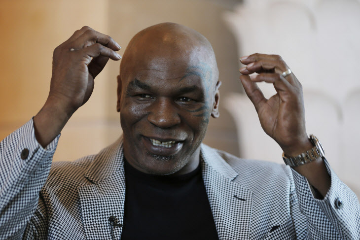 BOX Dubai Mike Tyson <YONHAP NO-5581> (AP)