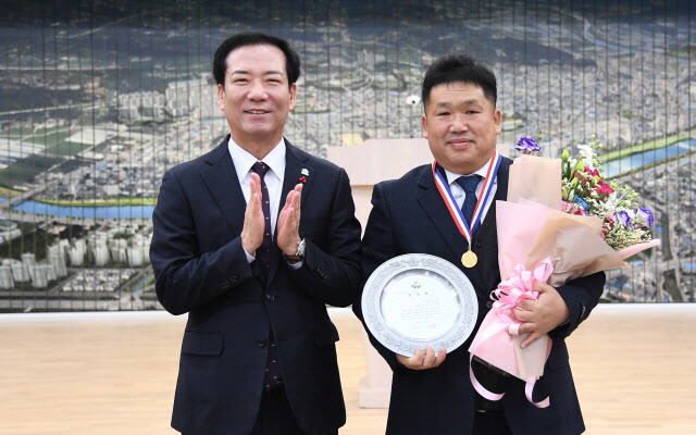 ‘노치원 체육시설담당주사’ 선정