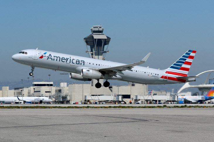 AMERICAN AIRLINES-PILOTS/CONTRACT