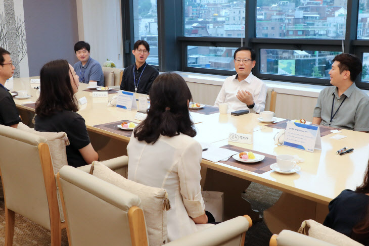 조병규 은행장, MZ 행원들과 런치 토크 시간 가져