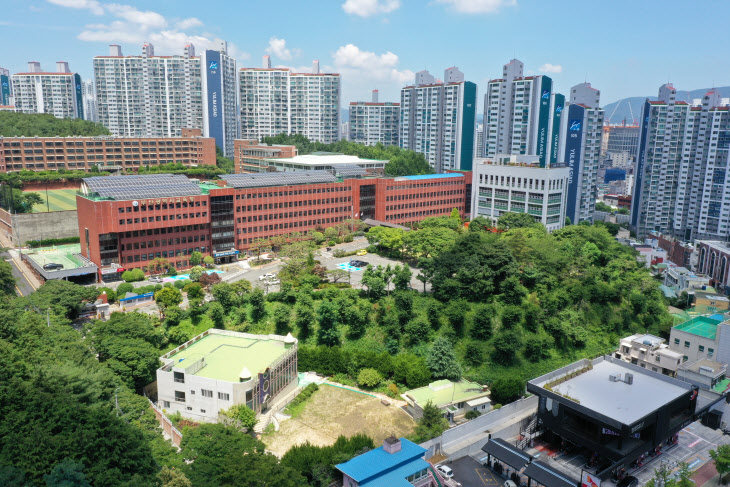 부산교육청, 교권 회복 위한 4법 개정안 국회 통과 환영