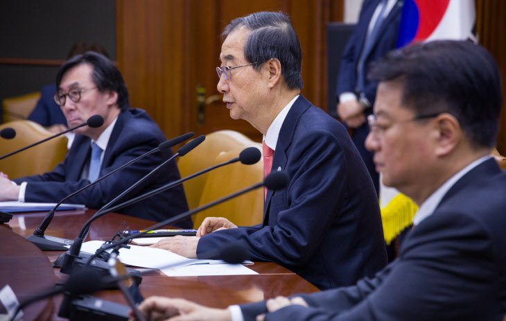 한덕수 국무총리, 국정 현안 장관회의 발언<YONHAP NO-2200>