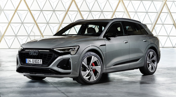 Audi Q8 55 e-tron quattro