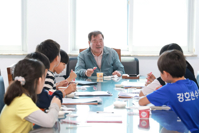 산청군 차황초등학교 학생 산청군청 방문