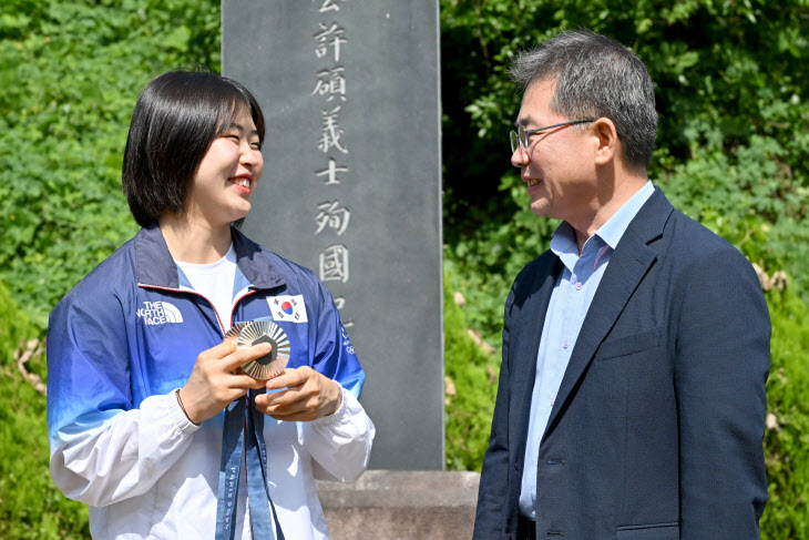 故 허석 의사 기적비 참배 가져_문화관광과 (5)