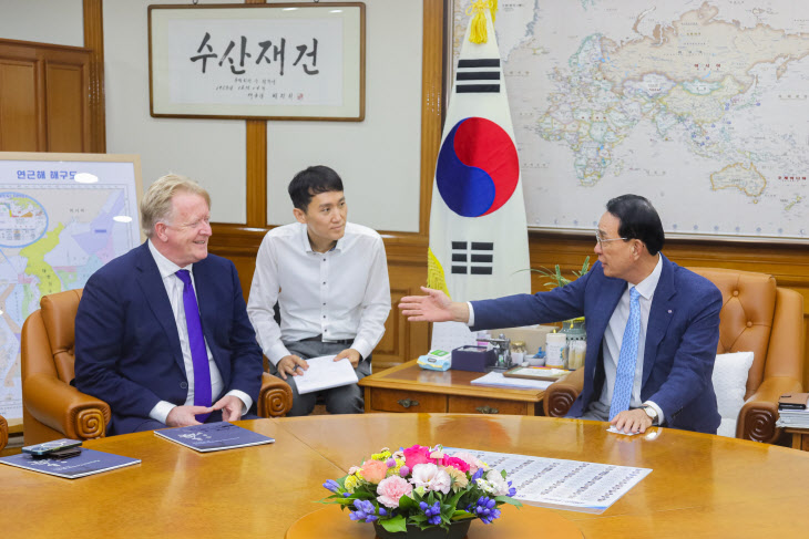 노동진 수협 회장, 방한 ICA 사무총장과 첫 면담