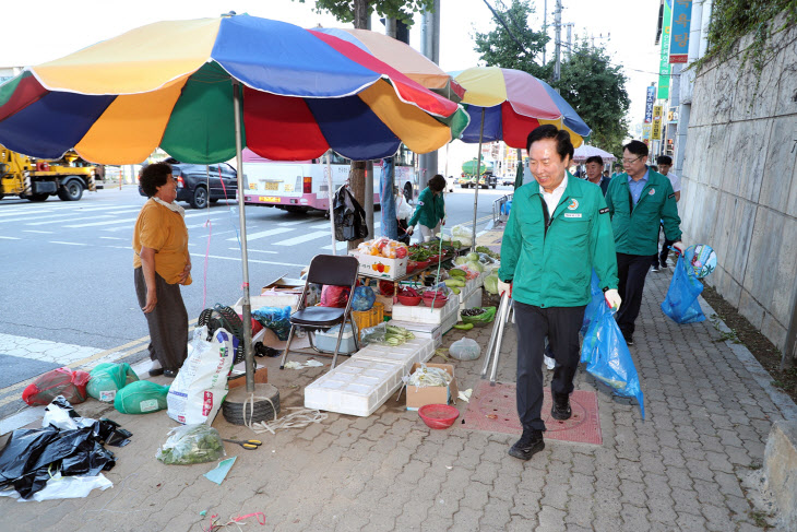 사본 -0830 권기창 안동시장, 클린시티 현장 점검 가져 (1)